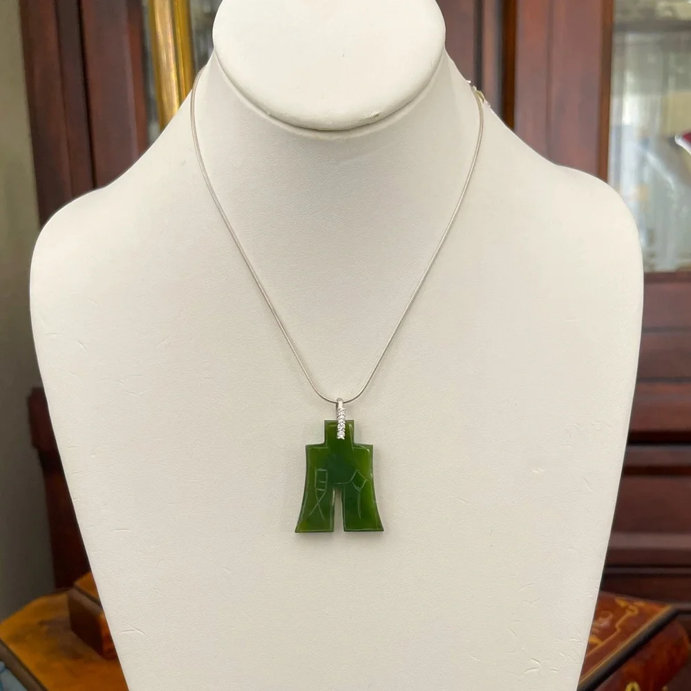 Large hand carved natural nephrite jade cz solid sterling silver pendant & chain - Picture 4 of 9